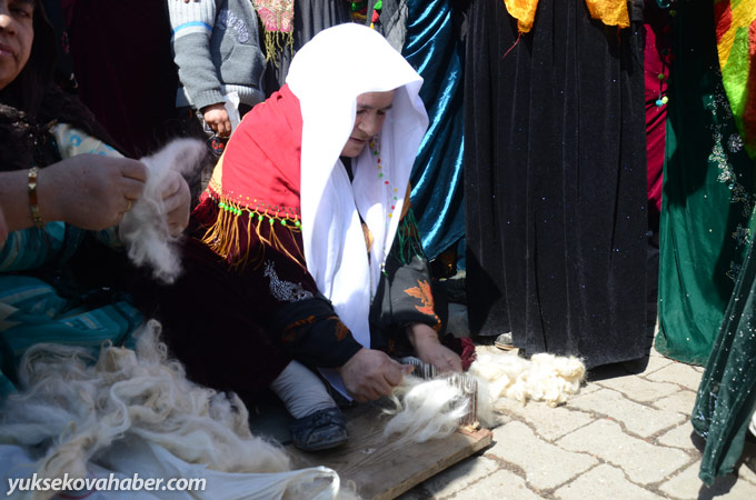Yüksekova'da 8 Mart şöleninden kareler - 08-03-2015 27