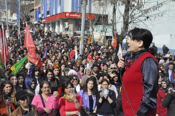 Dersim'den Ardahan'a her yer 8 Mart 40