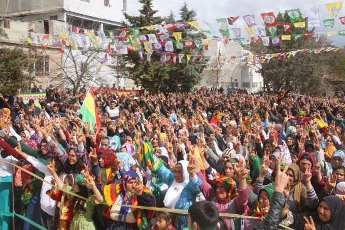 Urfa'nın etrafı Newroz ateşi 2