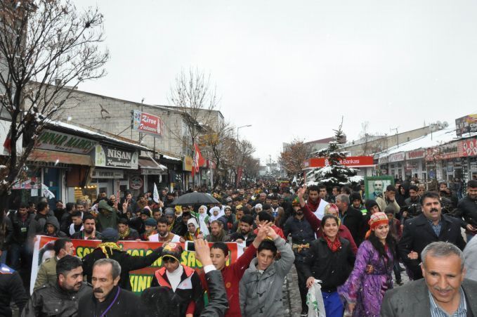 Kar ve yağmura inat Newroz 11