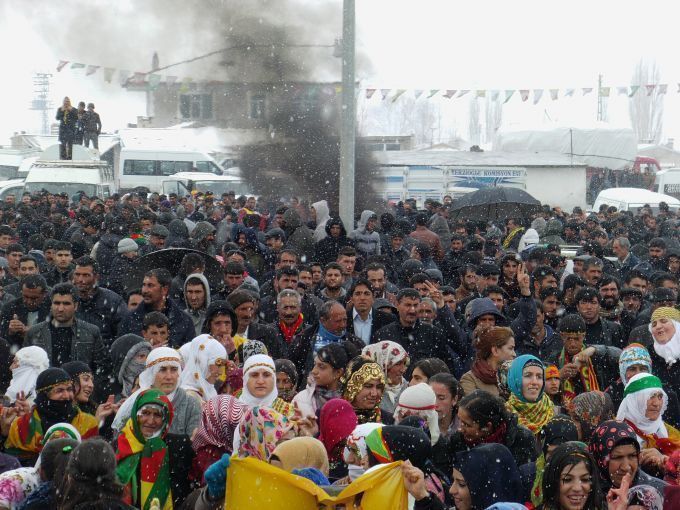 Kar ve yağmura inat Newroz 8
