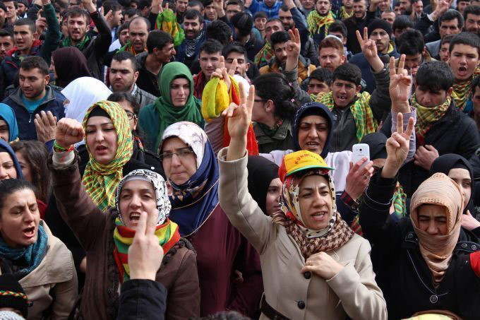 Erzurum ve Kars Newroz ateşi ile ısındı 9