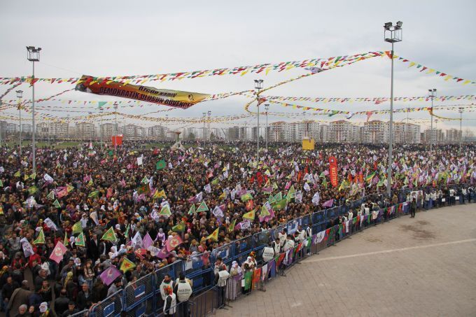 Newroz alanına kitlesel akış sürüyor 1