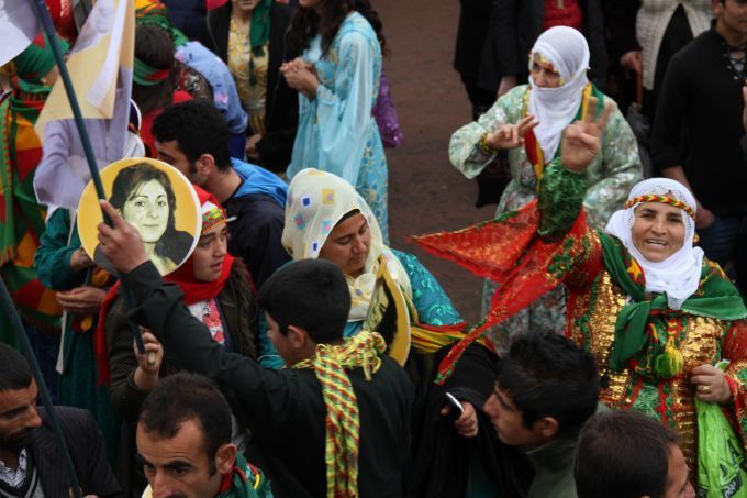 Newroz alanına kitlesel akış sürüyor 16