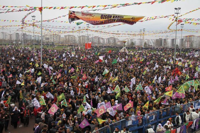 Newroz alanına kitlesel akış sürüyor 3