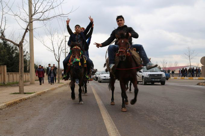 Newroz alanına kitlesel akış sürüyor 54