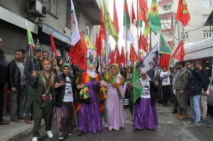 Newroz alanına kitlesel akış sürüyor 74