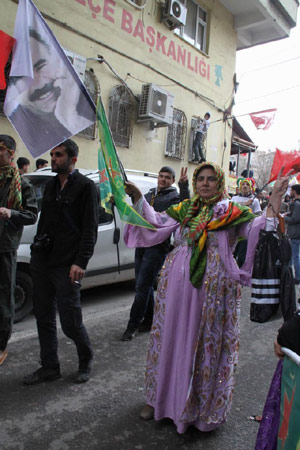 Newroz alanına kitlesel akış sürüyor 76