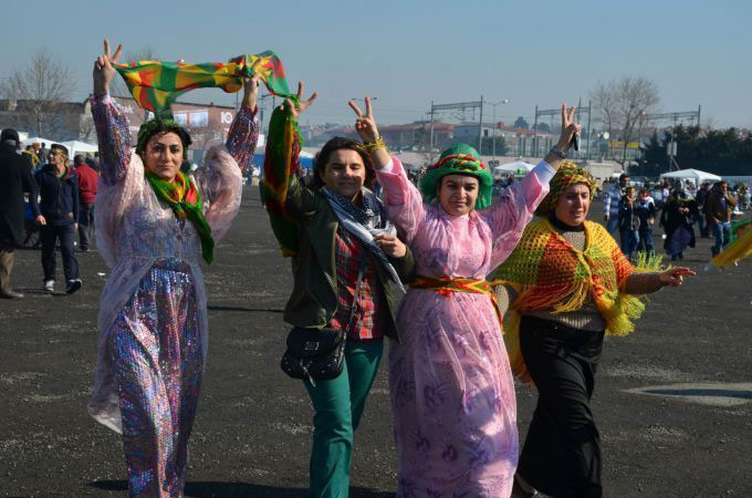 Halklar İstanbul Newroz'unda buluşmaya başladı 15