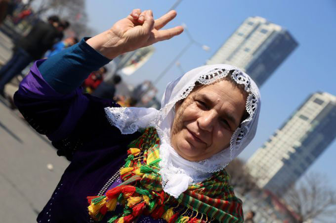 Halklar İstanbul Newroz'unda buluşmaya başladı 4