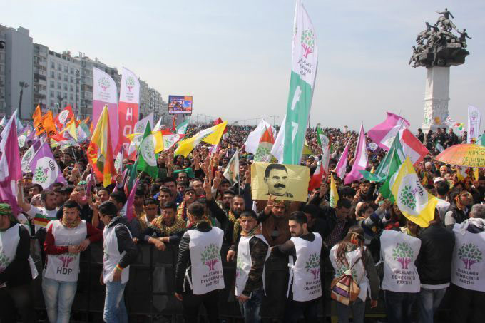İzmir’de Newroz coşkusu başladı 12