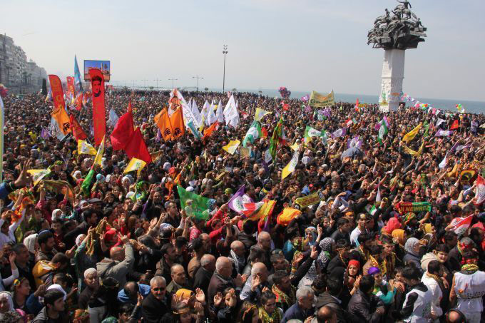 İzmir’de Newroz coşkusu başladı 15