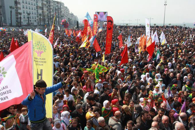İzmir’de Newroz coşkusu başladı 19