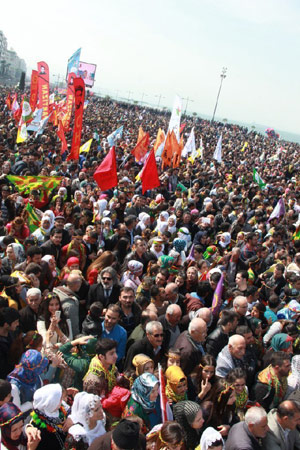 İzmir’de Newroz coşkusu başladı 22