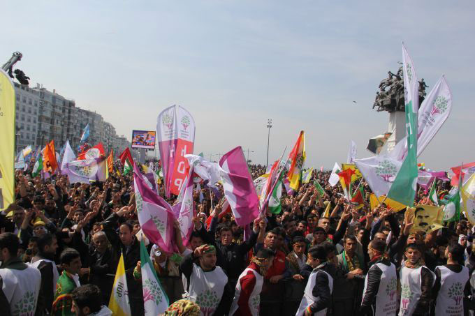İzmir’de Newroz coşkusu başladı 6