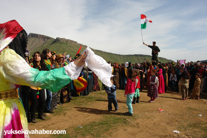 Derecik'te Newroz coşkusu 105