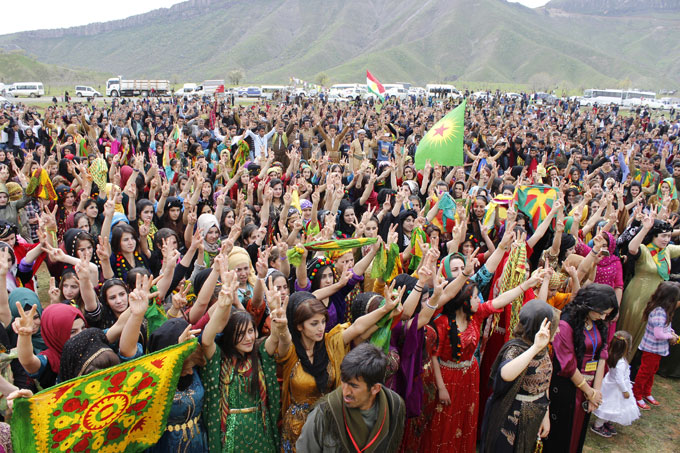 Derecik'te Newroz coşkusu 23