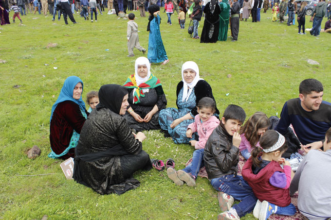 Derecik'te Newroz coşkusu 25