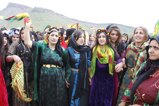 Derecik'te Newroz coşkusu 28