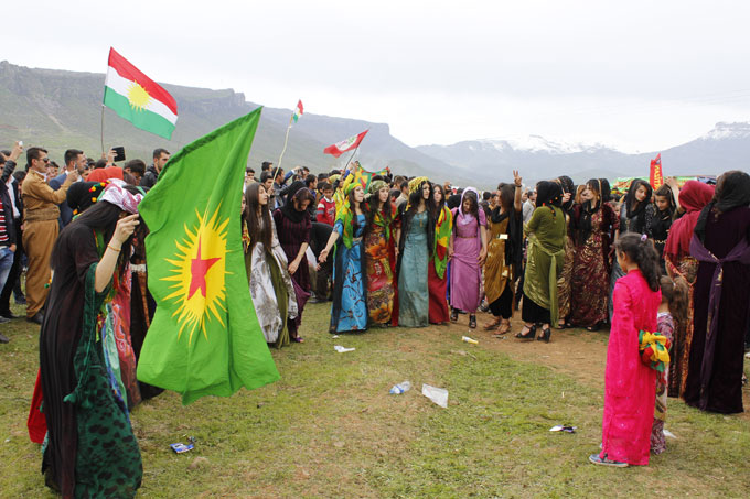 Derecik'te Newroz coşkusu 59