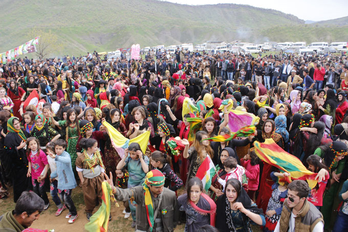 Derecik'te Newroz coşkusu 71
