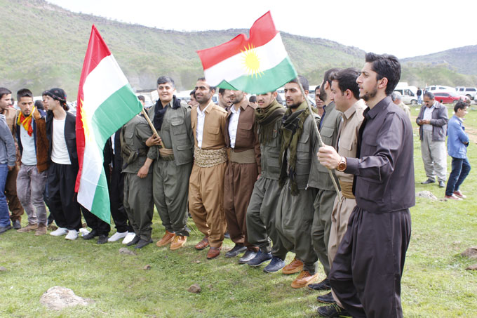 Derecik'te Newroz coşkusu 80