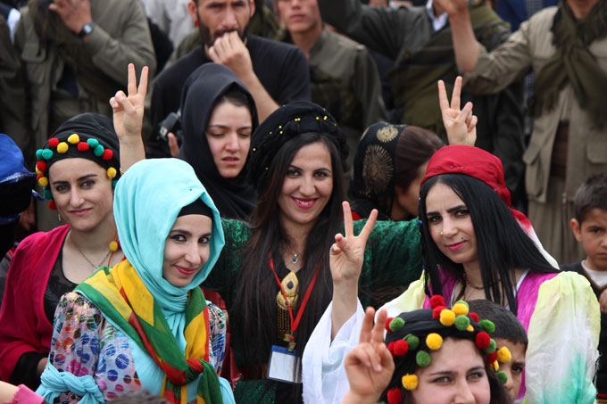 Derecik'te Newroz coşkusu 92