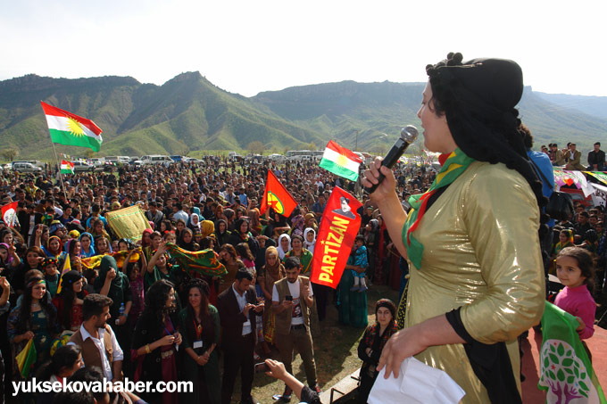 Derecik'te Newroz coşkusu 98