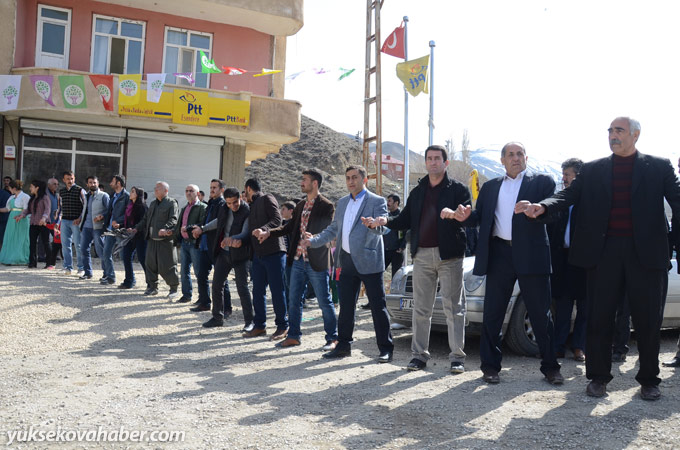 Esendere'de halaylı HDP-DBP binası açılışı 36