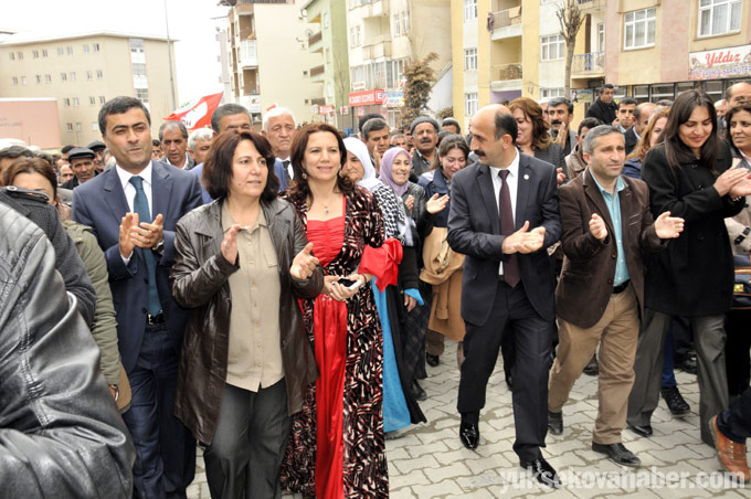 HDP’nin Hakkari adaylarına yapılan karşılamadan fotoğraflar 26