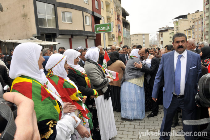 HDP’nin Hakkari adaylarına yapılan karşılamadan fotoğraflar 27