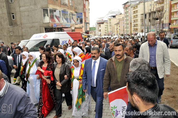 HDP’nin Hakkari adaylarına yapılan karşılamadan fotoğraflar 30