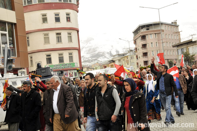 HDP’nin Hakkari adaylarına yapılan karşılamadan fotoğraflar 33