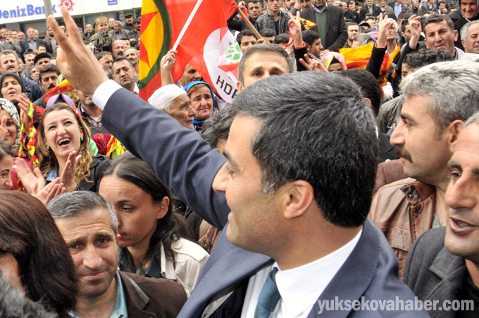 HDP’nin Hakkari adaylarına yapılan karşılamadan fotoğraflar 41