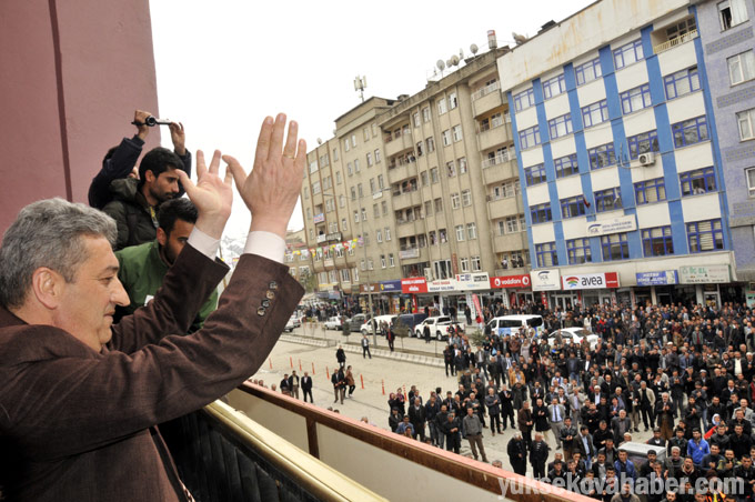 HDP’nin Hakkari adaylarına yapılan karşılamadan fotoğraflar 45