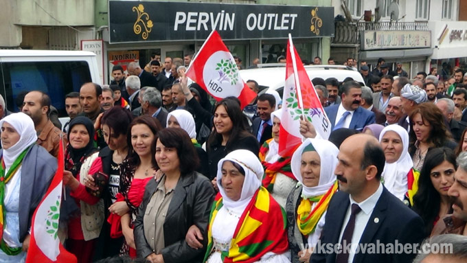 HDP’nin Hakkari adaylarına yapılan karşılamadan fotoğraflar 66
