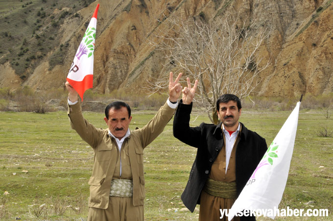 HDP’nin Hakkari adaylarına yapılan karşılamadan fotoğraflar 7
