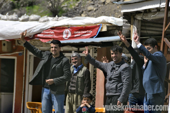 Çukurca'da HDP adaylarına coşkulu karşılama 4