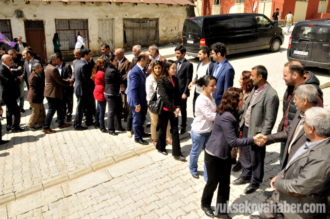 Çukurca'da HDP adaylarına coşkulu karşılama 49