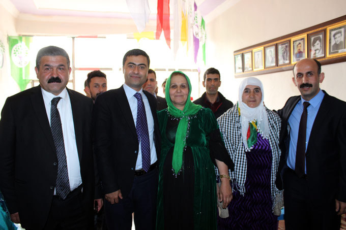 Şemdinli'de HDP adaylarına yapılan karşılamadan fotoğraflar 22