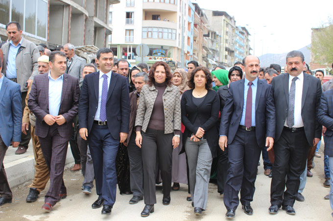 Şemdinli'de HDP adaylarına yapılan karşılamadan fotoğraflar 6