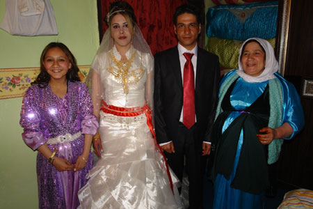 Yüksekova Düğünleri 22 Mayıs 2010 137