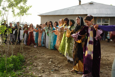 Yüksekova Düğünleri 22 Mayıs 2010 16