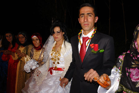 Yüksekova Düğünleri 22 Mayıs 2010 44
