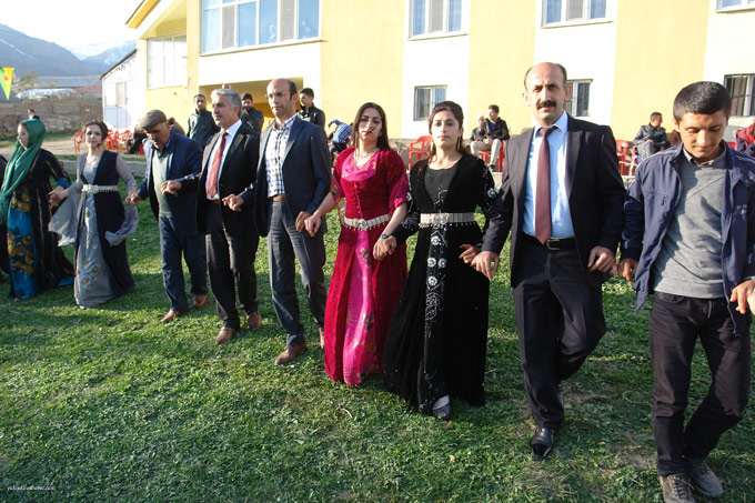 Yüksekova Düğünleri (26 Nisan 2015) 9