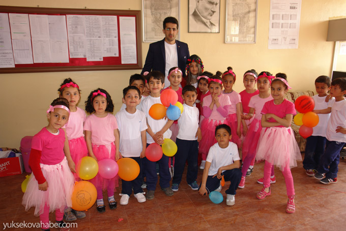 Mehmetçik Ortaokulu 23 Nisan Etkinliği 18