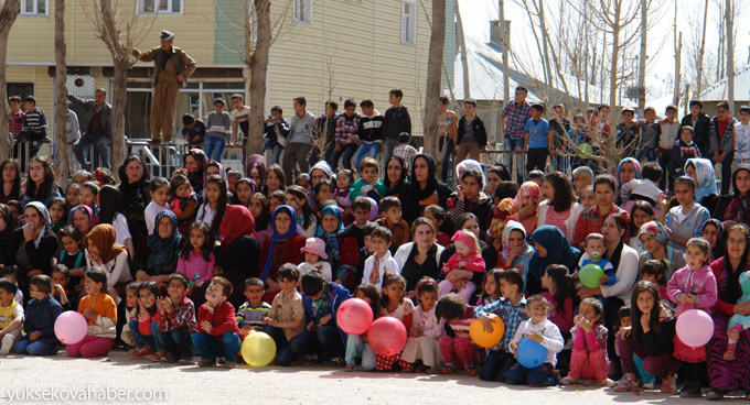 Mehmetçik Ortaokulu 23 Nisan Etkinliği 2