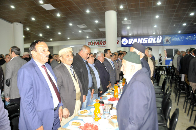 HDP adayları kanaat önderleri ile buluştu 12