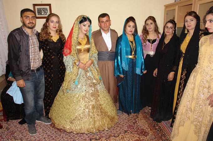 Yüksekova Düğünleri (02 Mayıs 2015) 91