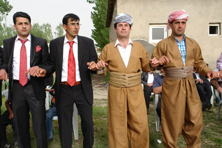 Yüksekova Düğünleri (29.05.2010) 41